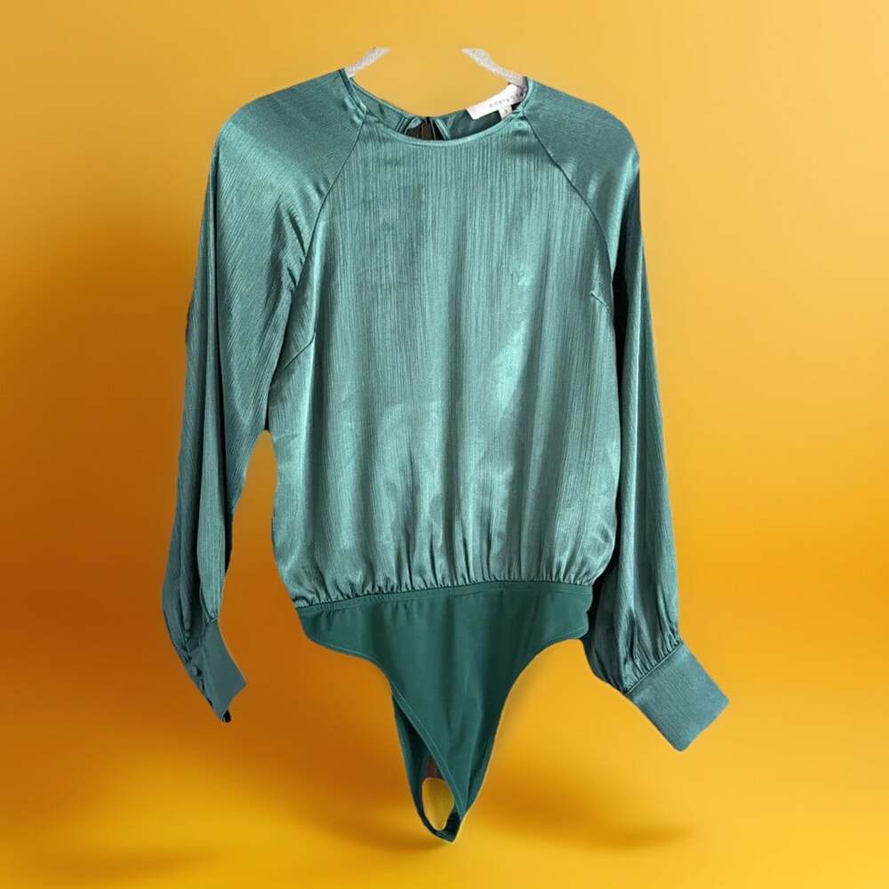 Adelyn Rae Forest green bodysuit open back whimsy witchy goth core flowy